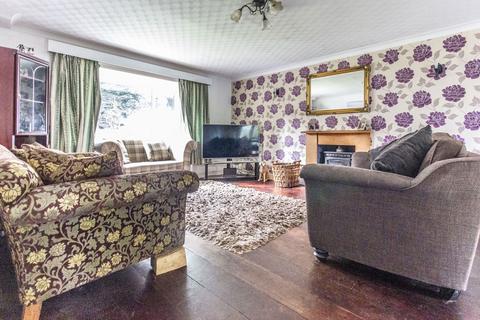 3 bedroom detached house for sale, Stourbridge Road, Halesowen B63