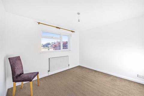 74 Kings Road, Kingston Upon Thames, KT2 5HS