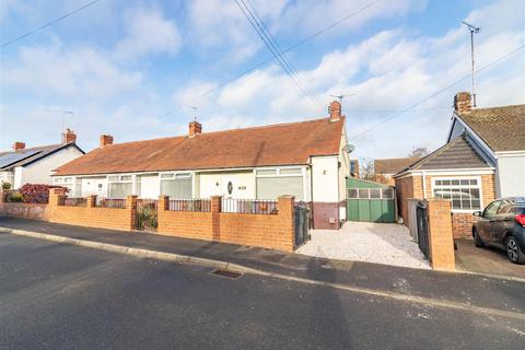 2 bedroom semi-detached bungalow for sale, Park Avenue, Fawdon, Newcastle Upon Tyne