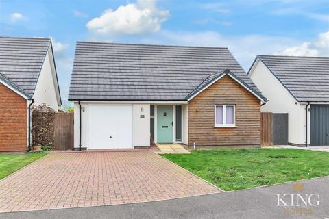 2 bedroom detached bungalow for sale, Glebe Meadow, Norton, Evesham