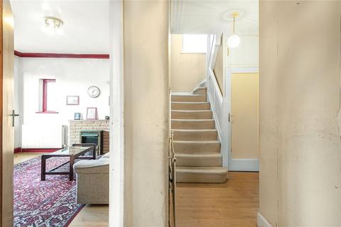 4 bedroom semi-detached house for sale, Ventnor Drive, London, N20