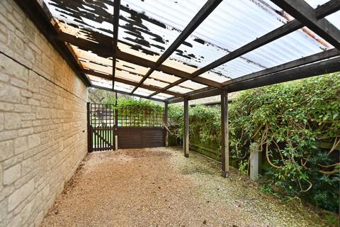 undefined, Jefferies Close, Fairford
