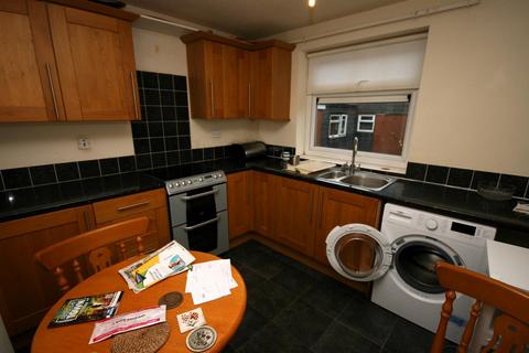 2 bedroom flat for sale, Lindens, Skelmersdale WN8