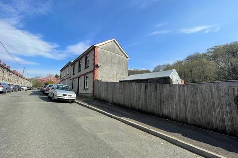 2 bedroom end of terrace house for sale, Other Street, Ynysybwl, Pontypridd, CF37 3LN