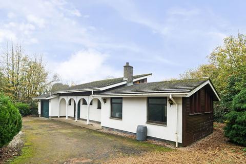 3 bedroom detached bungalow for sale, Launceston PL15