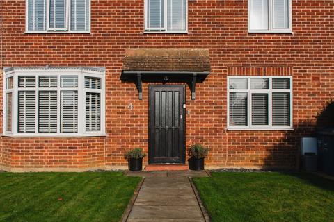 4 bedroom terraced house for sale, Queensway, Banbury, OX16