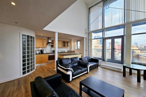 2 bedroom penthouse to rent, Gotts Road, Leeds LS12