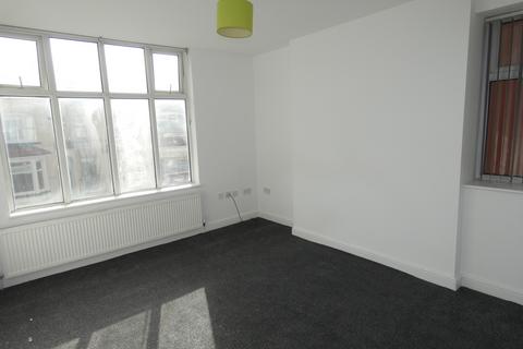 3 bedroom property to rent, Palatine Road F2