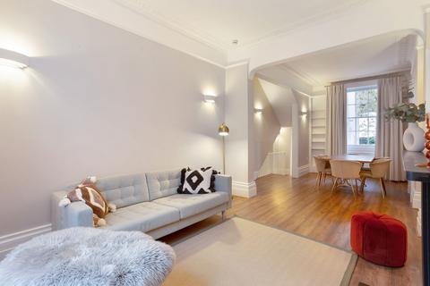 2 bedroom maisonette to rent, Sydney Street, London, SW3