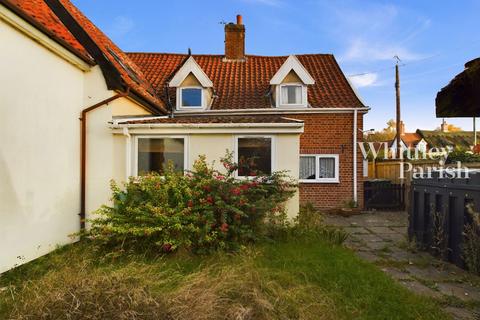 3 bedroom semi-detached house for sale, The Street, Garboldisham