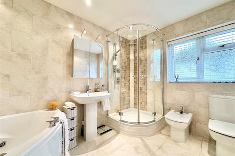 118 Buxton Road, Disley, Stockport, SK12 2HG