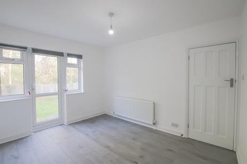 3 bedroom house to rent, Kings Close, Hendon, NW4