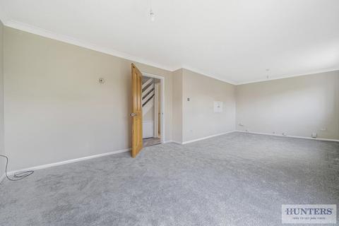 12 Abbotswood Close, Belvedere, DA17 5RN