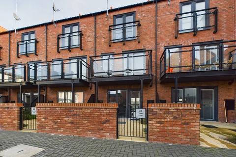 47 Blanket Row, Hull, HU1 1AX