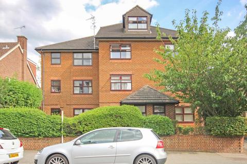 1 bedroom flat to rent, Lewin Road, London SW16