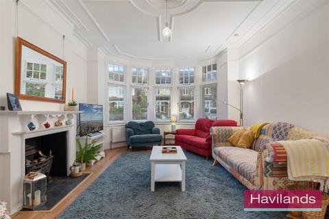 6 bedroom end of terrace house for sale, Oakfield Road, London