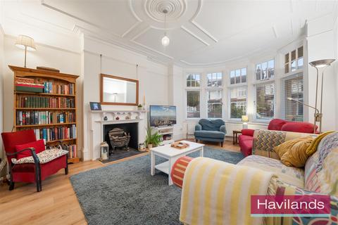 6 bedroom end of terrace house for sale, Oakfield Road, London