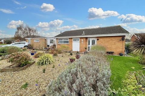 5 bedroom semi-detached bungalow for sale, Heol Conwy, Abergele, Conwy, LL22 7UT