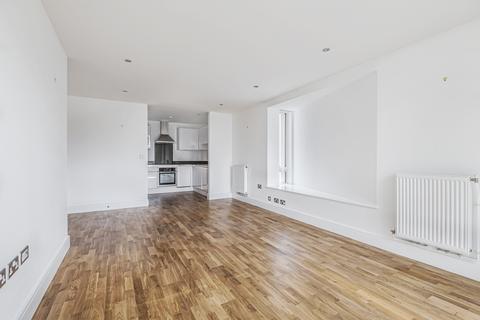 2 bedroom flat to rent, Dowells Street Greenwich SE10