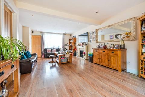 4 bedroom house for sale, Douglas Road, Kingston, Kingston upon Thames, KT1