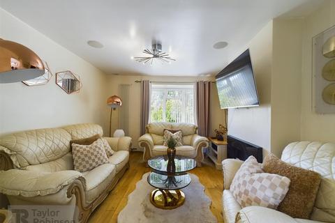 3 bedroom terraced house for sale, Gossops Green, Crawley