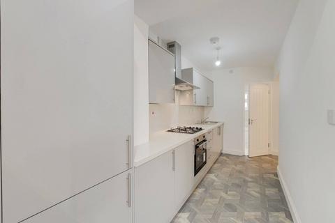 2 bedroom flat to rent, Lewisham High Street, Lewisham, London, SE13