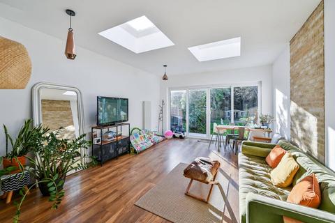 Meerbrook Road, Kidbrooke, London, SE3