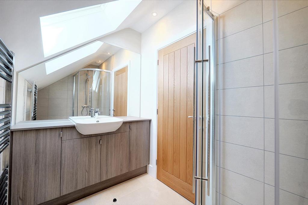 Ensuite.jpg