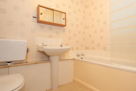 1 bedroom flat for sale, Chapel Fold, Armley, Leeds