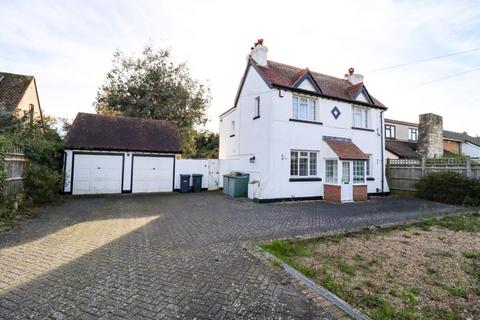 4 bedroom detached house for sale, Sea View Road, Hayling Island