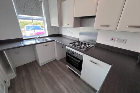 2 bedroom end of terrace house to rent, Pickard Way, Leicester LE3