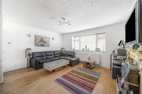 2 bedroom flat for sale, Dolphin Close, Surbiton KT6