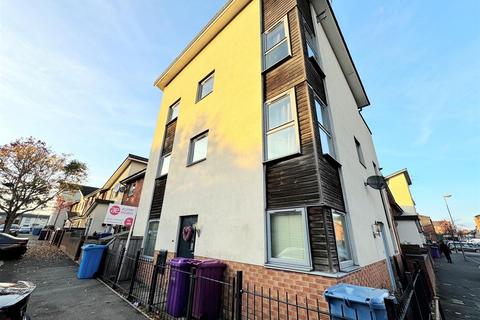 4 bedroom terraced house for sale, Lennox Way, Kensington, Liverpool