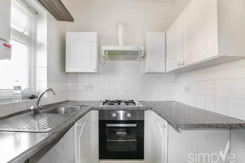 2 bedroom flat to rent, Cowley Road, Uxbridge, Middlesex