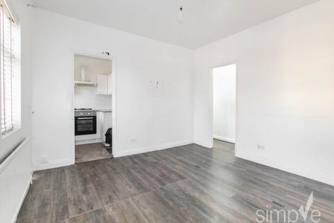 2 bedroom flat to rent, Cowley Road, Uxbridge, Middlesex