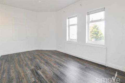 2 bedroom flat to rent, Cowley Road, Uxbridge, Middlesex