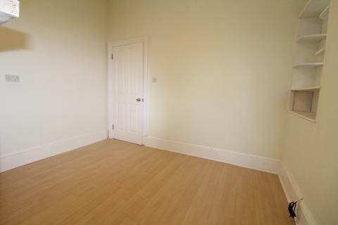 1 bedroom apartment to rent, Brownhill Road, Catford, SE6