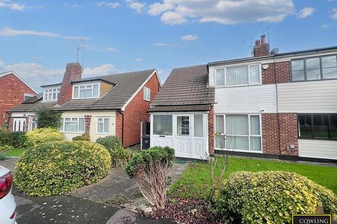 2 bedroom semi-detached house for sale, Margarite Way, Wickford