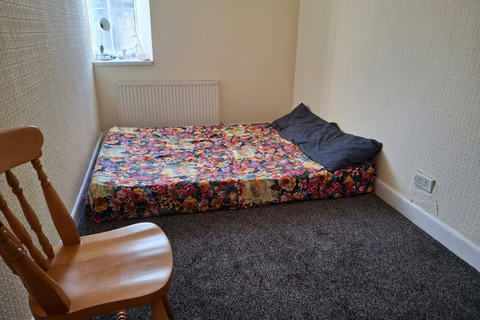 1 bedroom in a house share to rent, Waterbarn Street, Burnley BB10