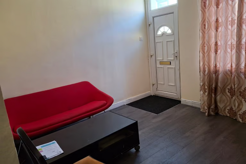 1 bedroom in a house share to rent, Waterbarn Street, Burnley BB10