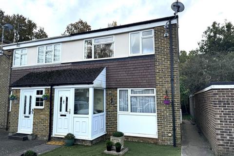 3 bedroom end of terrace house for sale, Weld Close, Staplehurst