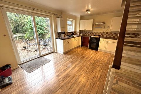 3 bedroom end of terrace house for sale, Weld Close, Staplehurst