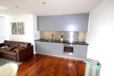 1 bedroom apartment for sale, Newport Road, Cardiff