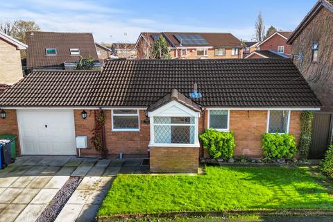 2 bedroom detached bungalow for sale, Oban Grove, Fearnhead, WA2