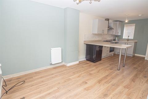 3 bedroom end of terrace house for sale, Flying Bedstead Way, Hucknall NG15