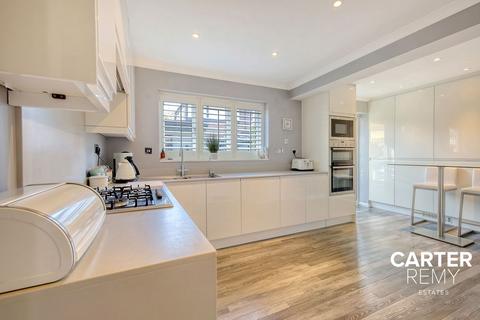 23 Brandon Close, Chafford Hundred, Grays, RM16 6QX