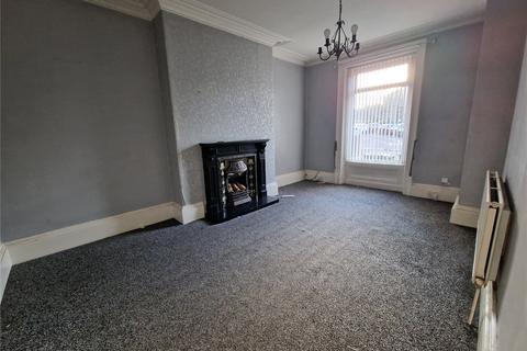 5 bedroom terraced house to rent, Blakeridge Lane, Batley, West Yorkshire, WF17