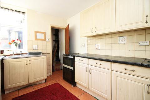 2 bedroom ground floor flat for sale, Beach Road, Thornton-Cleveleys, Lancashire, FY5 1EG