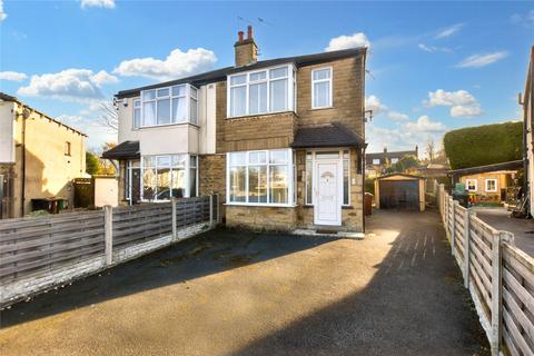 3 bedroom semi-detached house for sale, Victoria Gardens, Pudsey, West Yorkshire