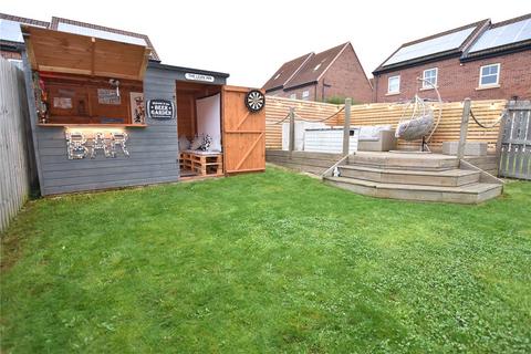 3 bedroom end of terrace house for sale, Asket Close, Seacroft, Leeds